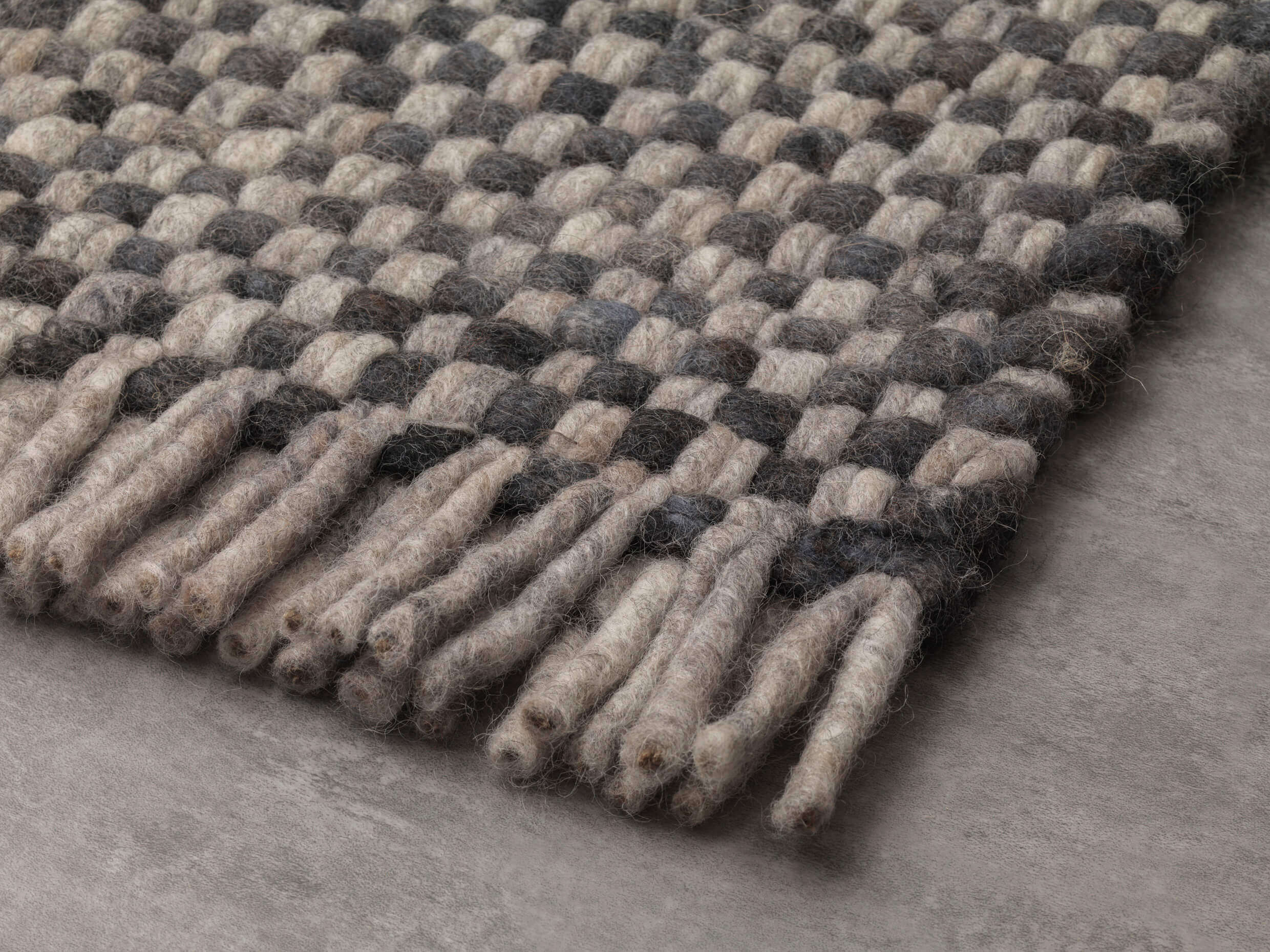 Handgewebte Teppiche | PAULIG